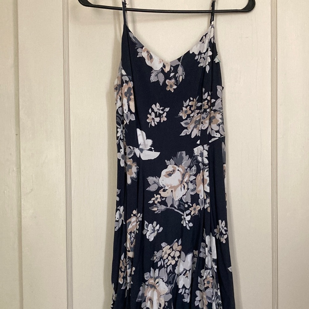 Old Navy Floral dress. Super soft and comfy!
